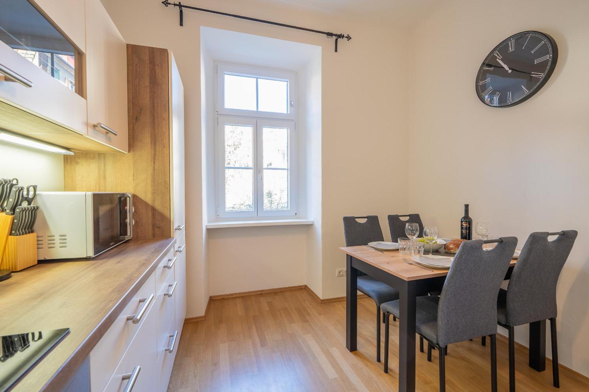 M&O Apartment, Zentral In Innenstadt-& Bahnhofsnaehe - Parkgarage Грац Екстер'єр фото